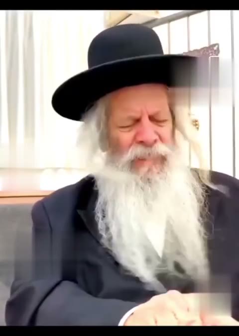 ויקבל מעט דמעה